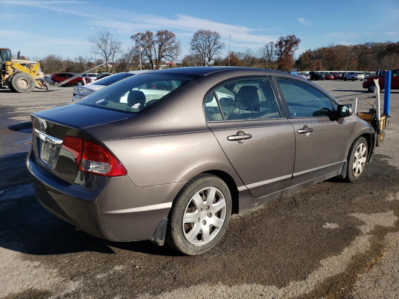 Image 3 of 2010 HONDA CIVIC LX 2010 with VIN 2HGFA1F51AH576369