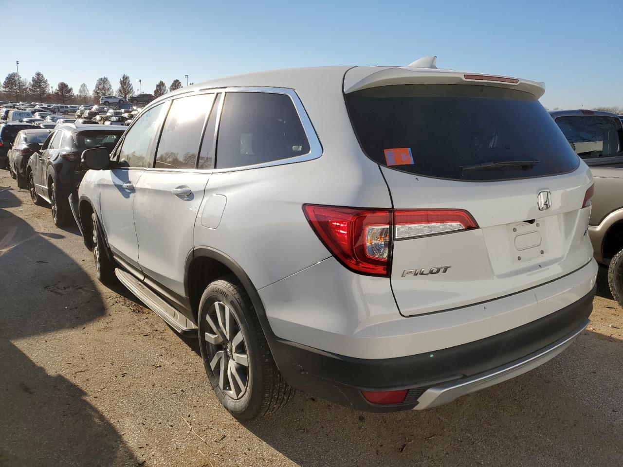 Image 2 of 2020 HONDA PILOT EXL 2020 with VIN 5FNYF6H51LB037097