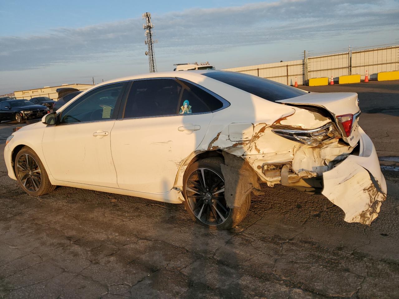 Image 2 of 2015 TOYOTA CAMRY LE 2015 with VIN 4T4BF1FK8FR477378