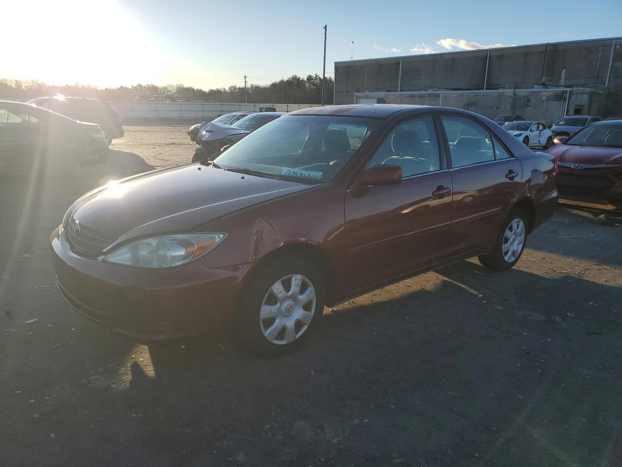 2004 TOYOTA CAMRY LE 2004 image