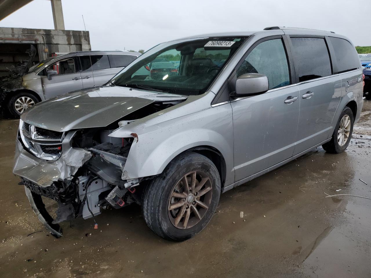Image 1 of 2019 DODGE GRAND CARAVAN SXT 2019 with VIN 2C4RDGCG5KR723882