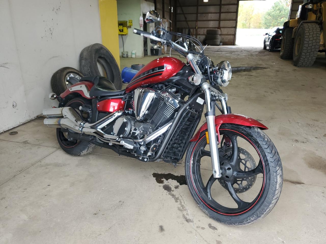 Image 1 of 2014 YAMAHA XVS1300 CU 2014 with VIN JYAVP33E4EA010036