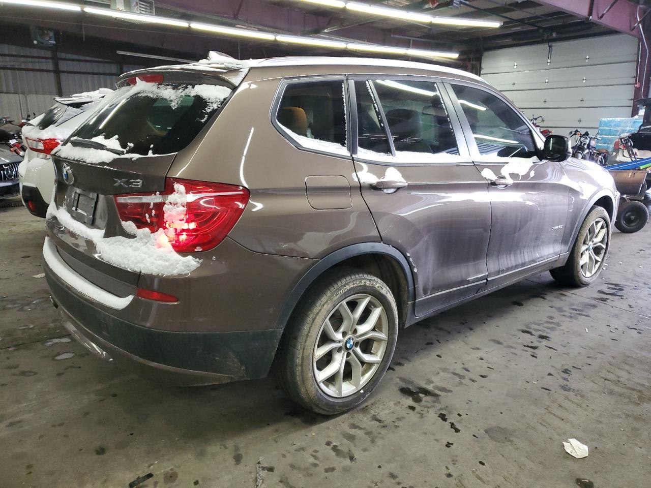Image 3 of 2013 BMW X3 XDRIVE28I 2013 with VIN 5UXWX9C53D0A32918