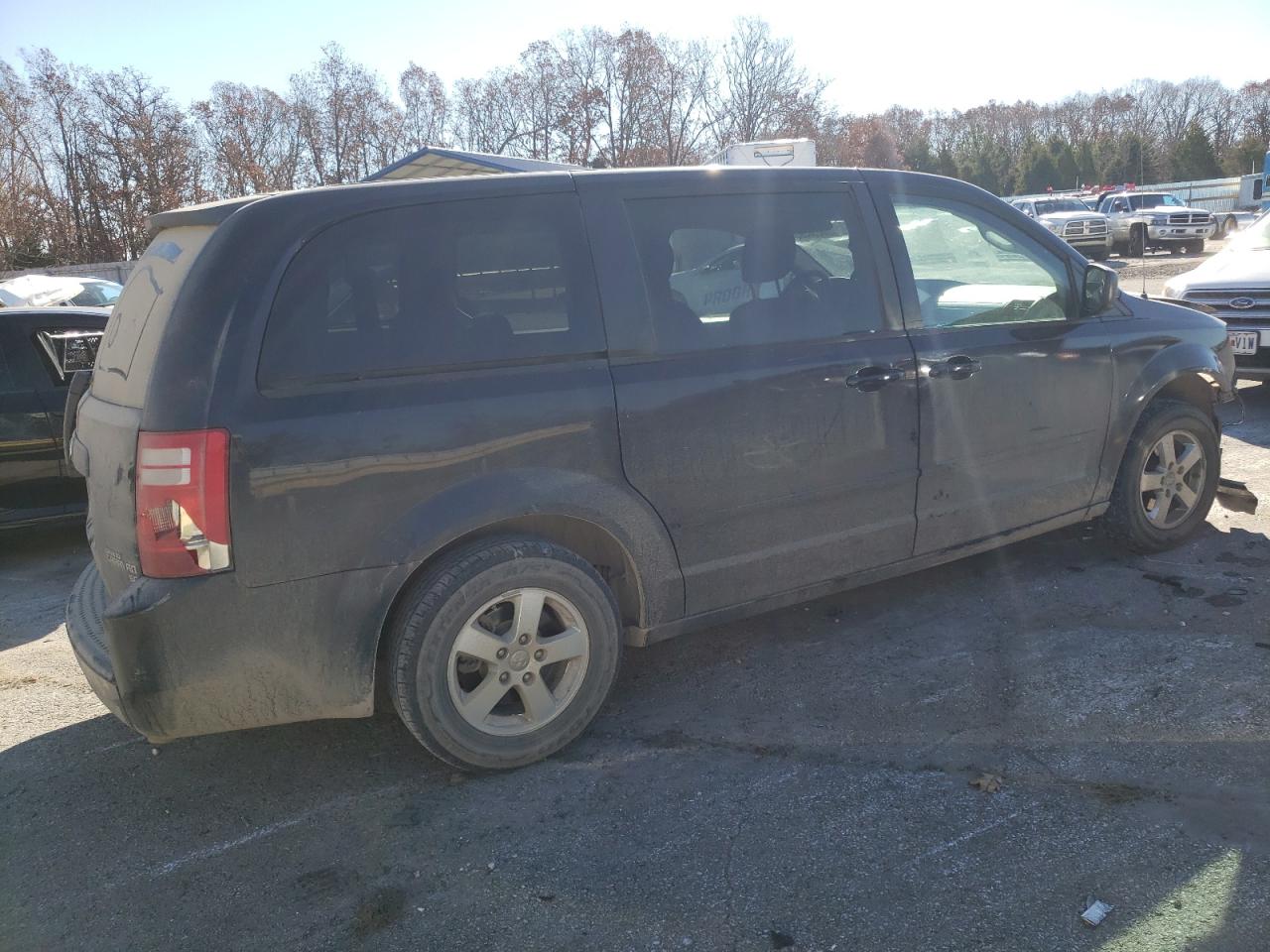 Obraz 3 z 2010 DODGE GRAND CARAVAN SE 2010 z VIN 2D4RN4DE5AR143557