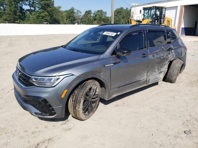 Image 1 of 2022 VOLKSWAGEN TIGUAN SE R-LINE BLACK 2022 with VIN 3VV8B7AX6NM025783