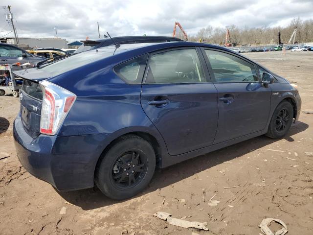 Image 3 of 2013 TOYOTA PRIUS  2013 with VIN JTDKN3DU1D1644826