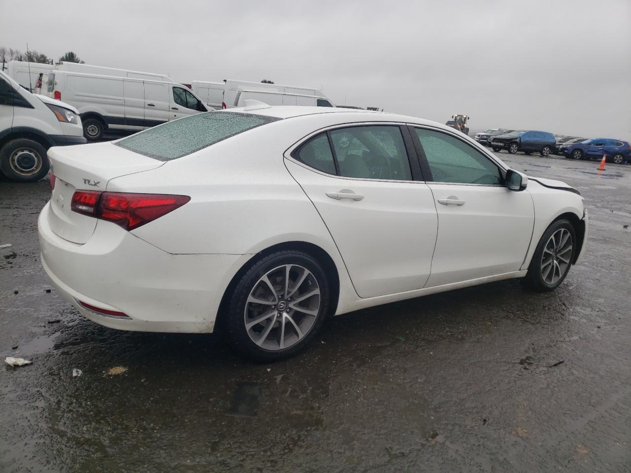 Obraz 3 z 2015 ACURA TLX TECH 2015 z VIN 19UUB2F55FA022378