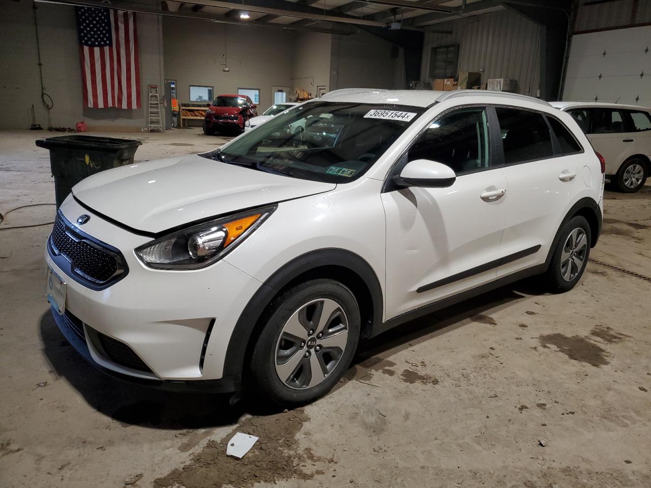 Obraz 1 z 2018 KIA NIRO FE 2018 z VIN KNDCB3LC8J5188432
