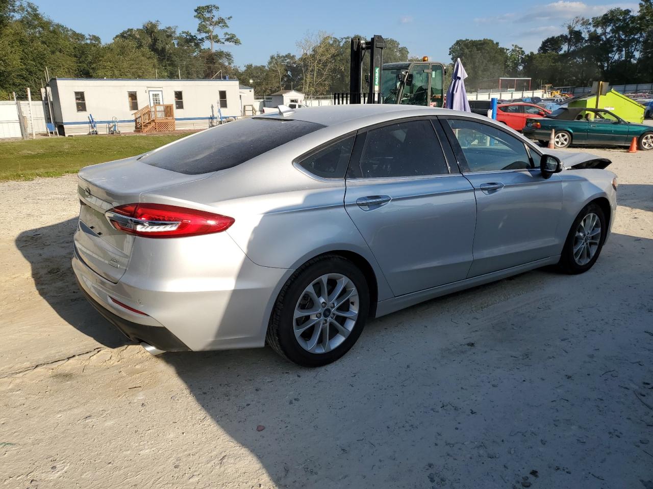 Image 3 of 2019 FORD FUSION SE 2019 with VIN 3FA6P0HD4KR193758