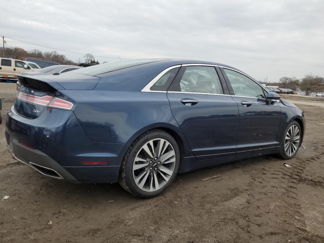 Изображение 3 2017 LINCOLN MKZ HYBRID SELECT 2017 с VIN 3LN6L5LU7HR630344