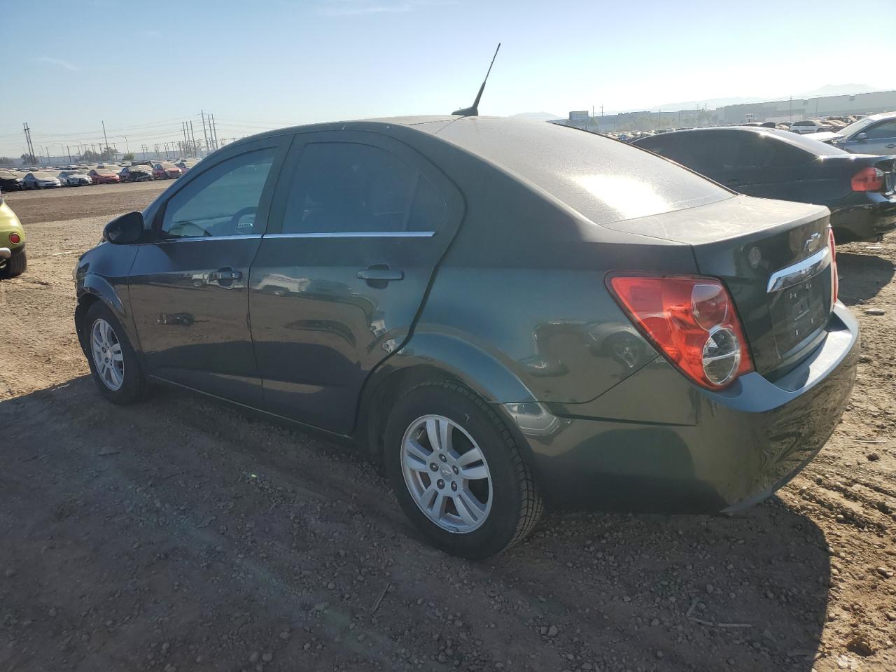 Изображение 2 2014 CHEVROLET SONIC LT 2014 с VIN 1G1JC5SH6E4110393