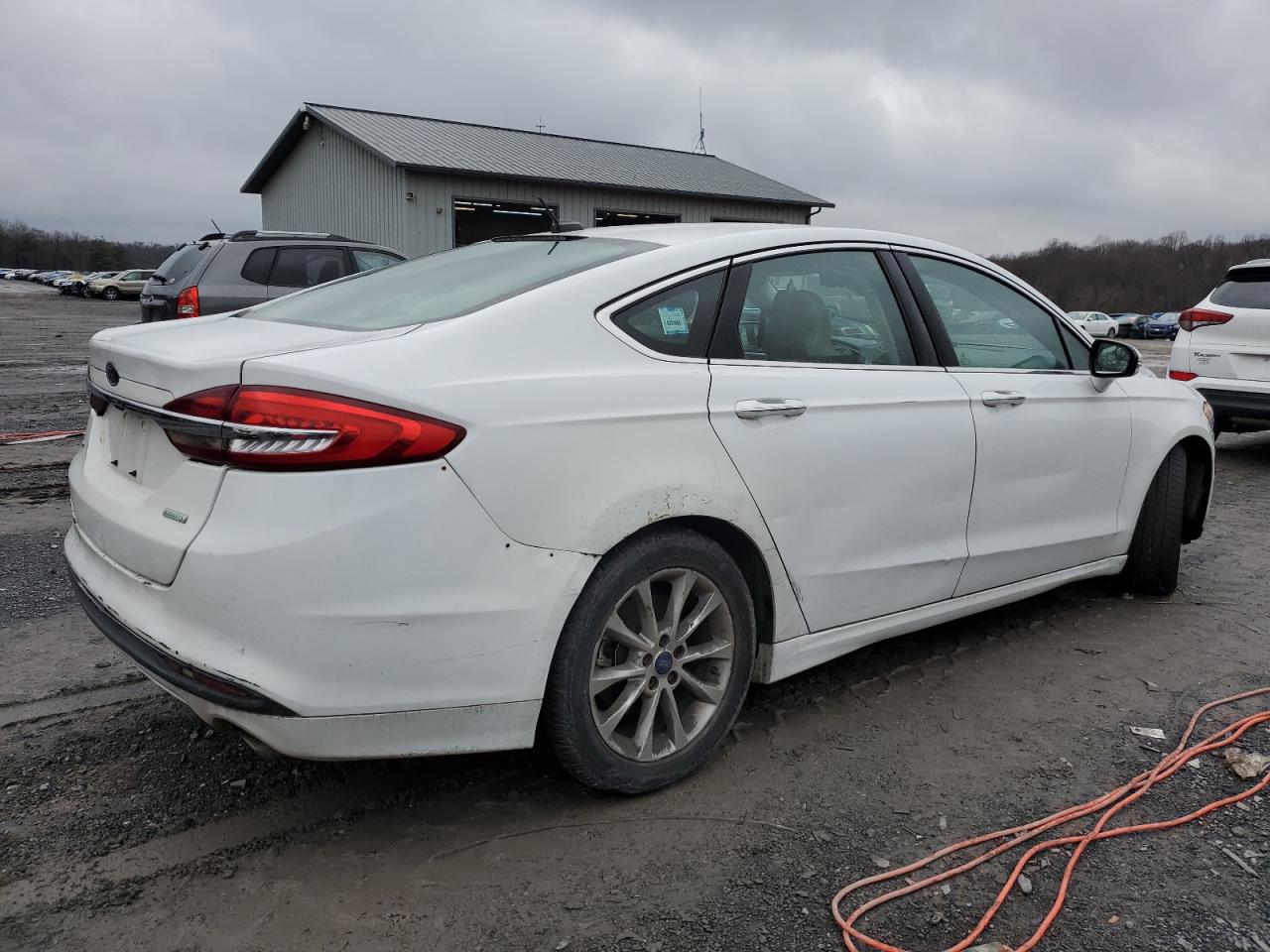 Image 3 of 2017 FORD FUSION SE 2017 with VIN 3FA6P0HD3HR132314