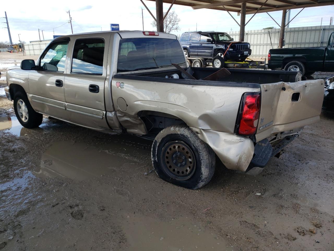 Image 2 of 2006 CHEVROLET SILVERADO C1500 2006 with VIN 2GCEC13V061346055