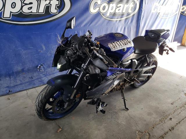 Obraz 2 z 2022 YAMAHA YZFR7  2022 z VIN JYARM38EXNA003904