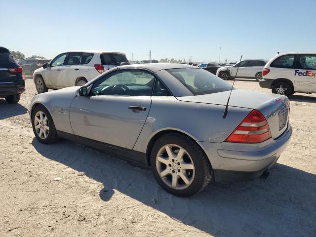 Image 2 of 1999 MERCEDES-BENZ SLK 230 KOMPRESSOR 1999 with VIN WDBKK47F1XF098157