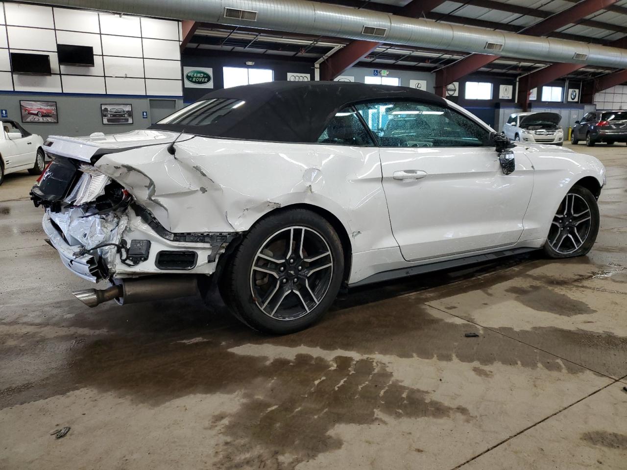 Obraz 3 z 2021 FORD MUSTANG  2021 z VIN 1FATP8UH8M5122269
