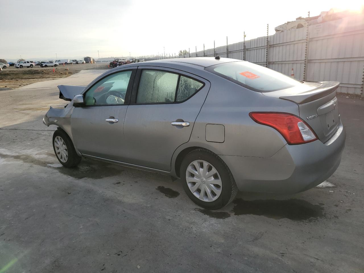 Изображение 2 2014 NISSAN VERSA S 2014 с VIN 3N1CN7AP6EL823211
