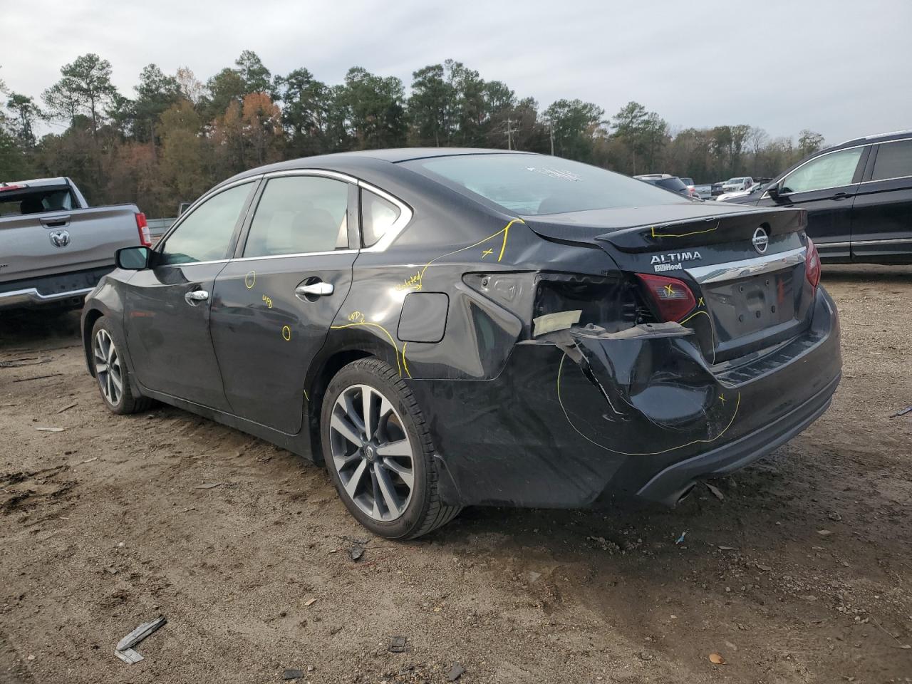 Image 2 of 2017 NISSAN ALTIMA 2.5 2017 with VIN 1N4AL3AP7HC492468