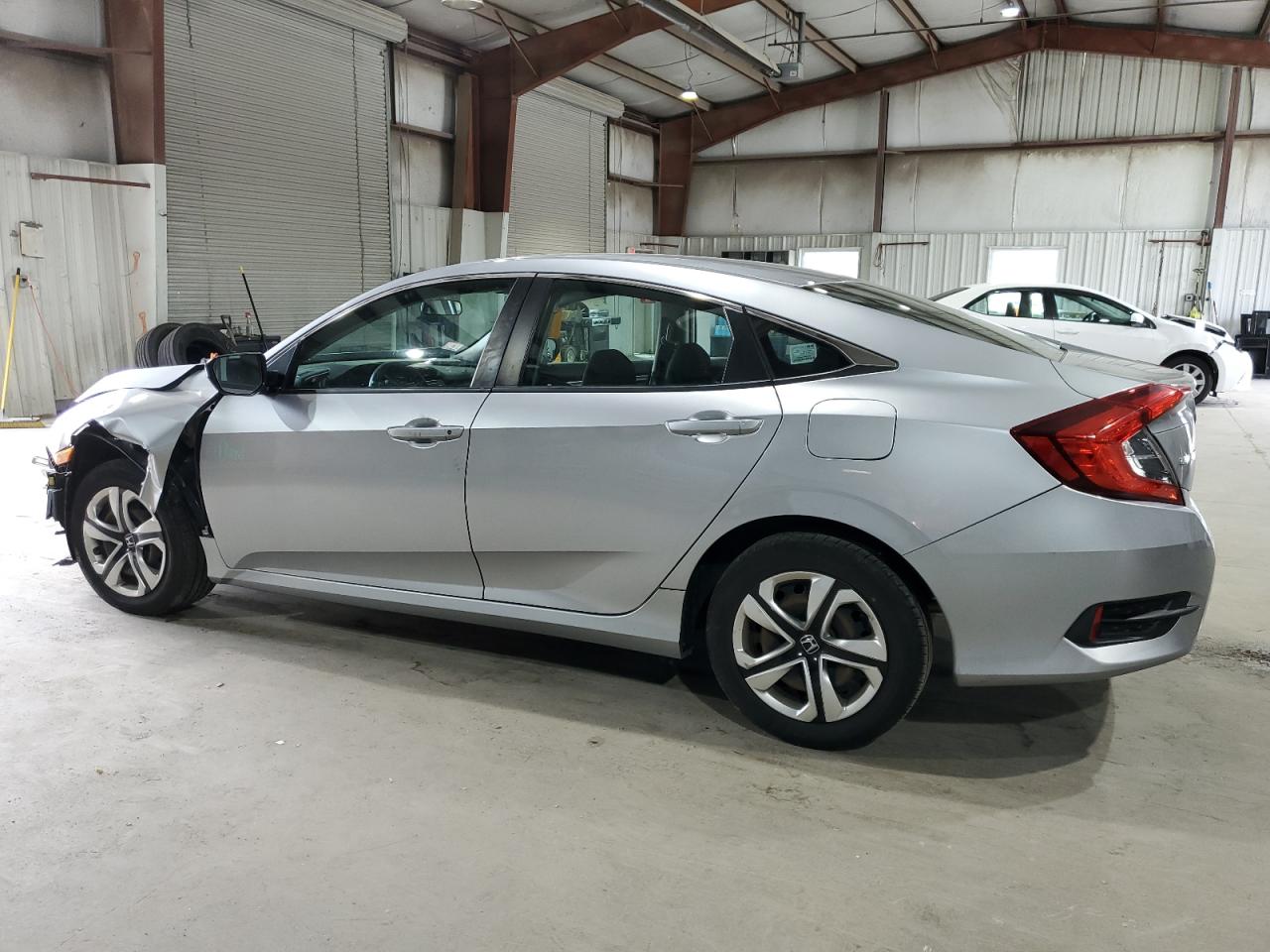Obraz 2 z 2016 HONDA CIVIC LX 2016 z VIN 19XFC2F58GE212713