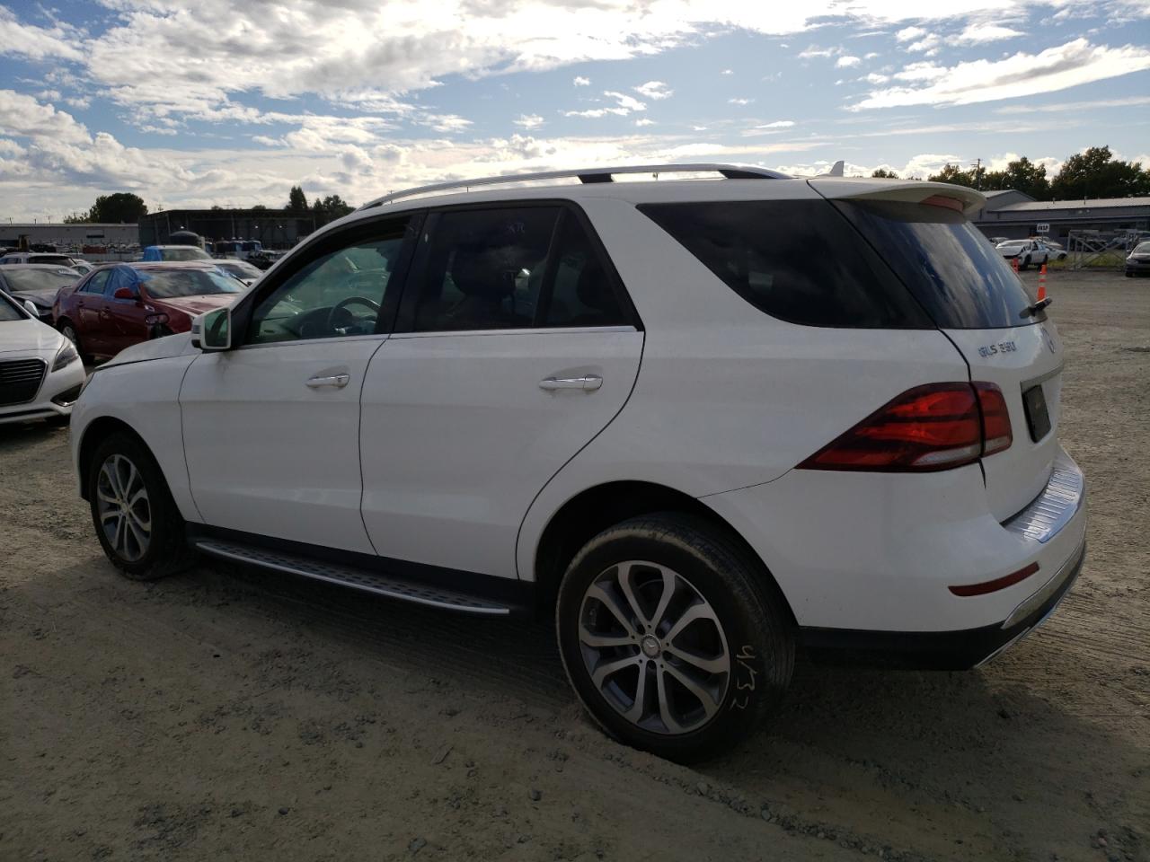 Image 2 of 2016 MERCEDES-BENZ GLE 350 4MATIC 2016 with VIN 4JGDA5HB8GA667092