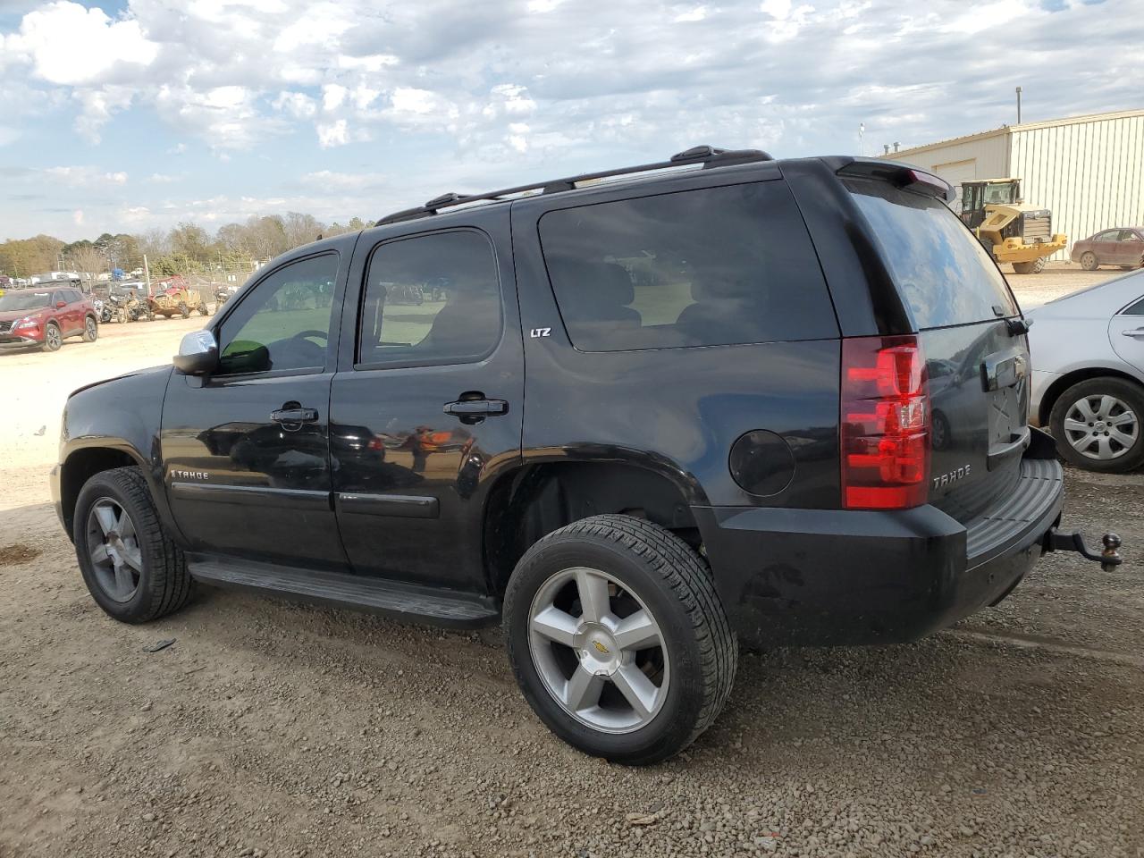 Image 2 of 2007 CHEVROLET TAHOE K1500 2007 with VIN 1GNFK13097R250730