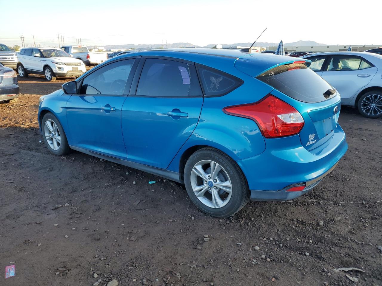 Image 2 of 2013 FORD FOCUS SE 2013 with VIN 1FADP3K23DL280827