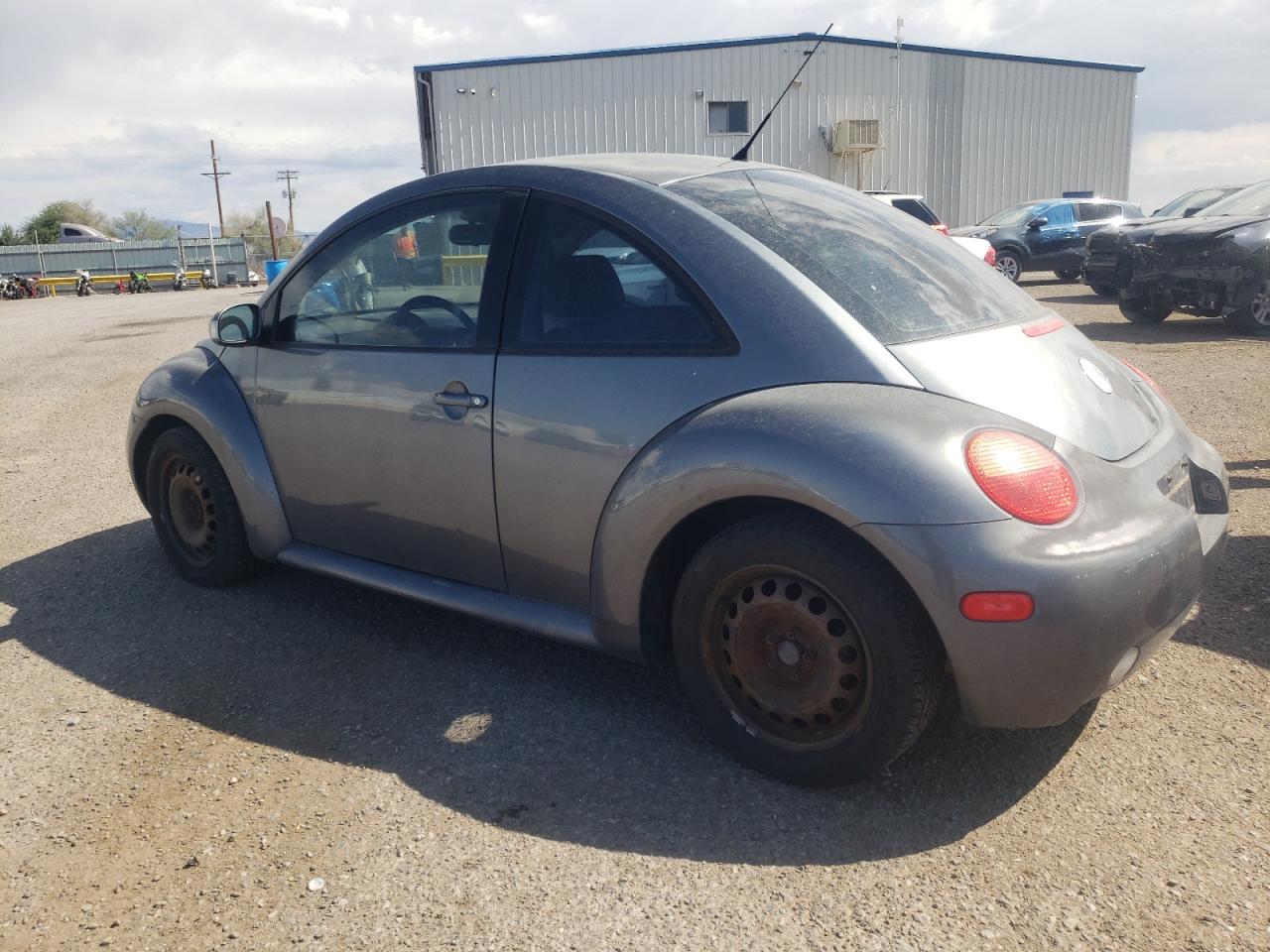 Изображение 2 2004 VOLKSWAGEN NEW BEETLE GL 2004 с VIN 3VWBK31C94M407246