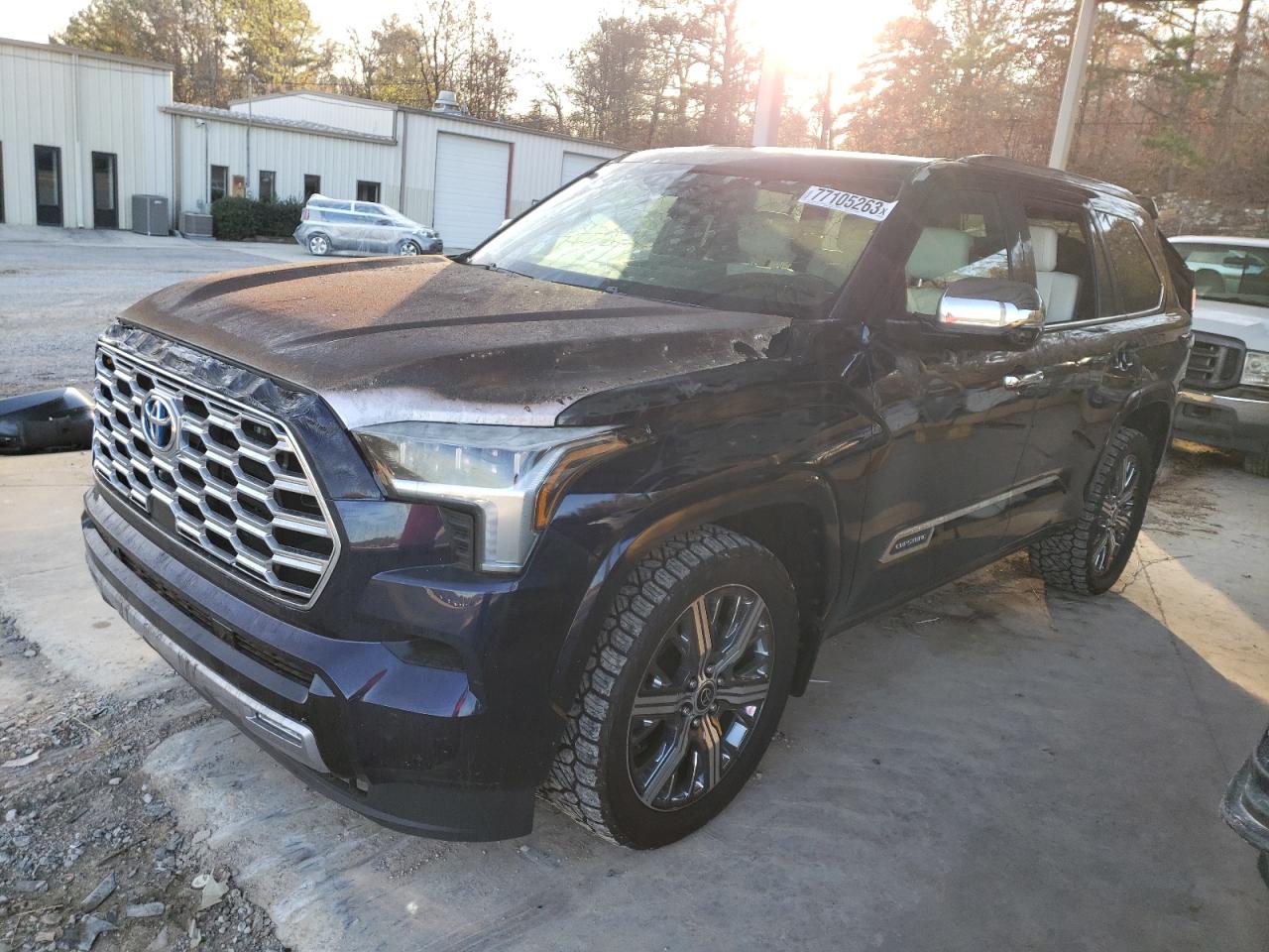 Изображение 2023 TOYOTA SEQUOIA SR5 2023