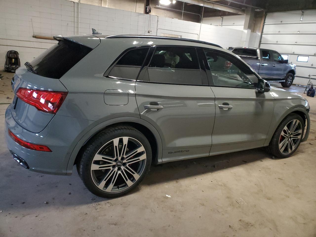Image 3 of 2019 AUDI SQ5 PRESTIGE 2019 with VIN WA1C4AFY6K2007959