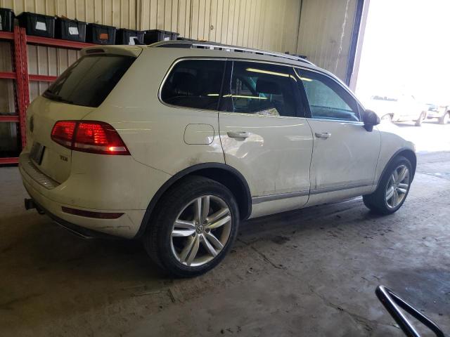Image 3 of 2014 VOLKSWAGEN TOUAREG V6 TDI 2014 with VIN WVGEP9BP6ED013007