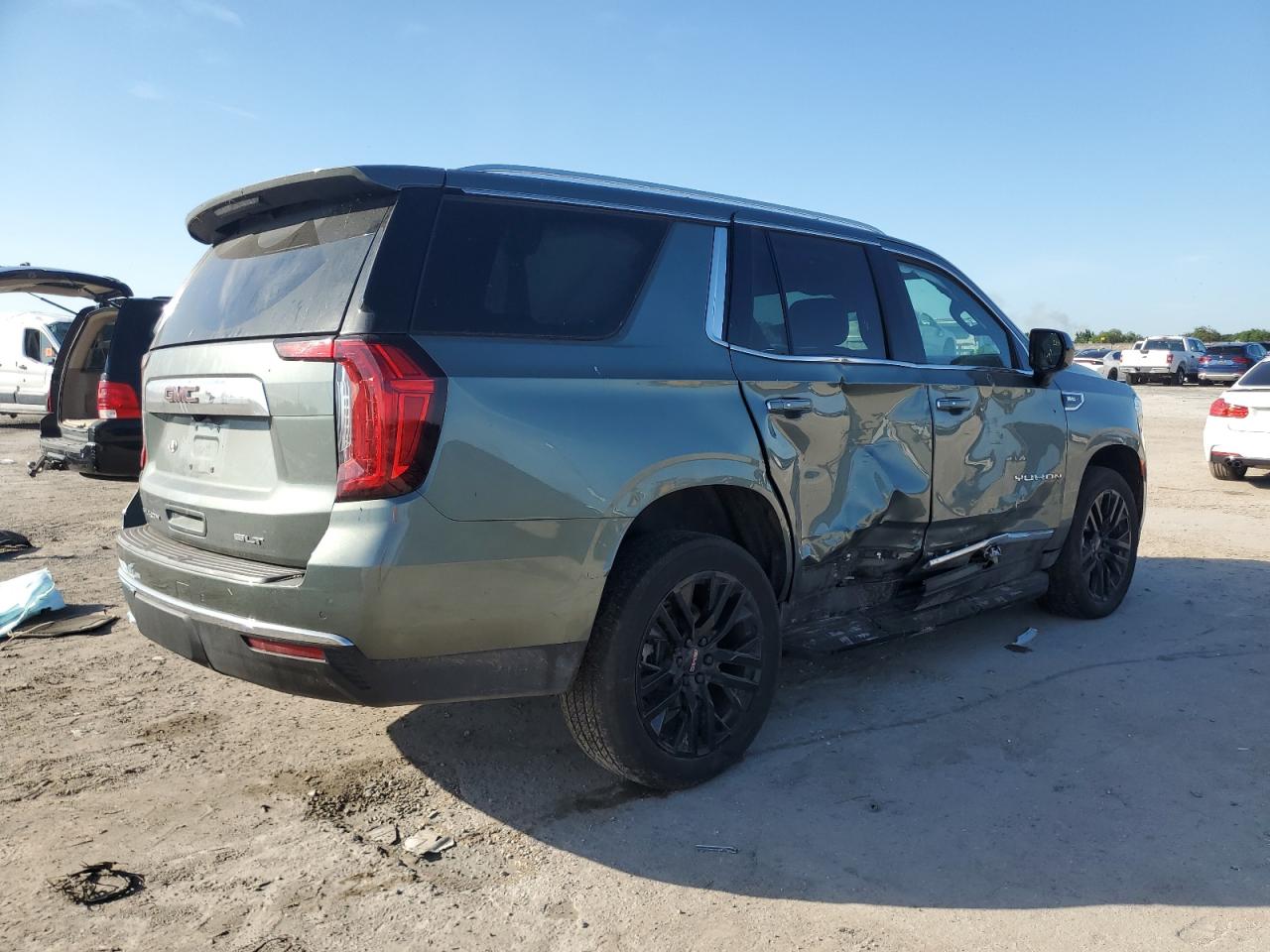 Изображение 3 2023 GMC YUKON SLT 2023 с VIN 1GKS2BKD6PR152583