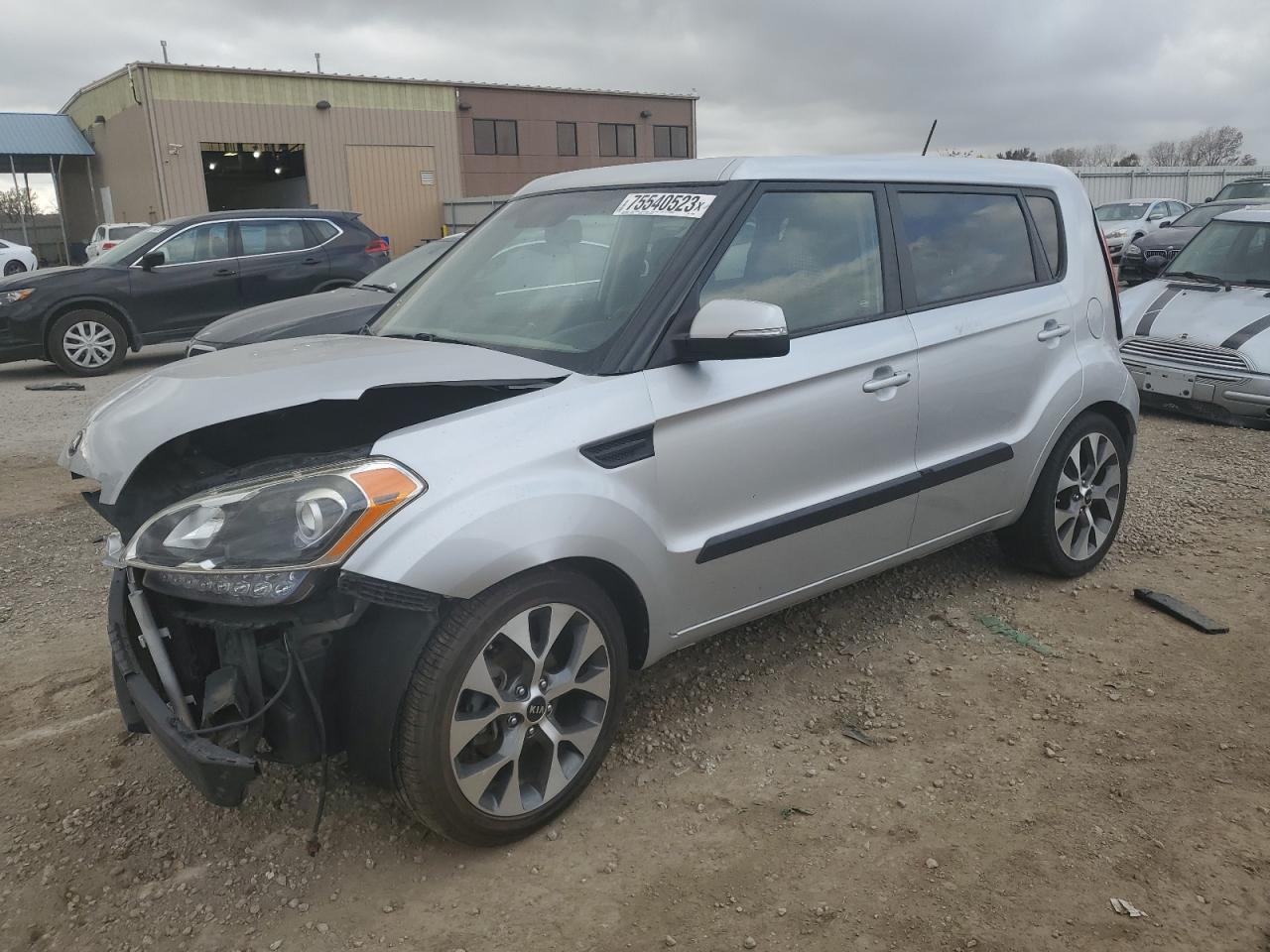 Obraz 1 z 2013 KIA SOUL + 2013 z VIN KNDJT2A64D7754350