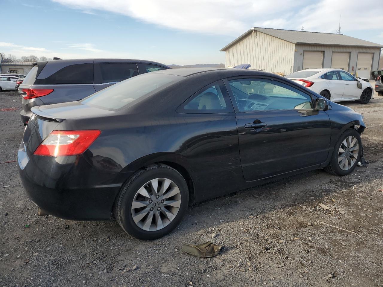 Image 3 of 2010 HONDA CIVIC EX 2010 with VIN 2HGFG1A8XAH523315