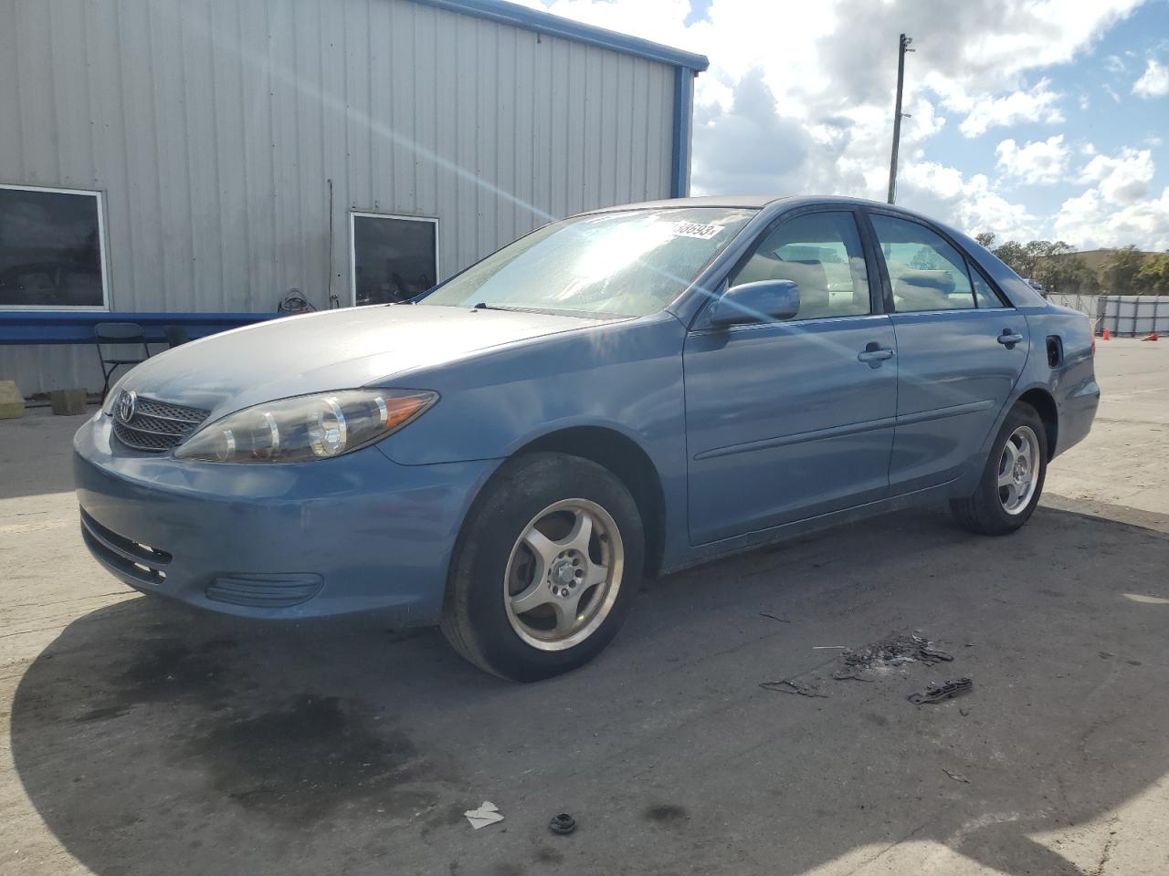 Изображение 1 2003 TOYOTA CAMRY LE 2003 с VIN 4T1BE32K93U659908