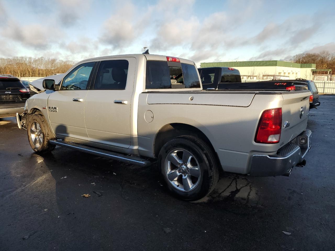 Image 2 of 2018 RAM 1500 SLT 2018 with VIN 1C6RR7LT0JS156385