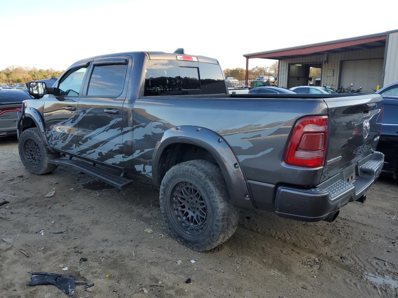 Obraz 2 z 2019 RAM 1500 BIG HORN/LONE STAR 2019 z VIN 1C6SRFMT1KN724086