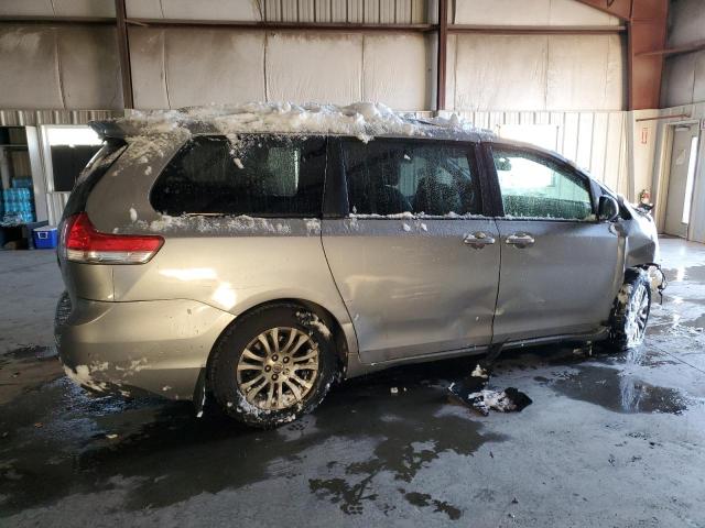 Obraz 3 z 2013 TOYOTA SIENNA XLE 2013 z VIN 5TDYK3DC0DS391544