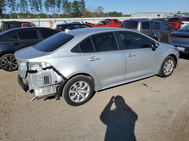 Image 3 of 2022 TOYOTA COROLLA LE 2022 with VIN JTDEPMAE7N3014129