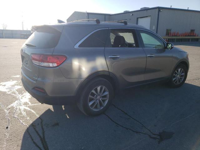 Image 3 of 2016 KIA SORENTO LX 2016 with VIN 5XYPG4A52GG156833