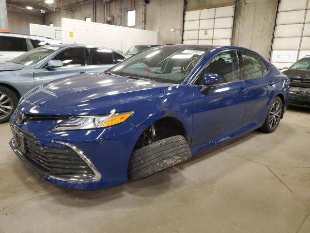 Obraz 1 z 2023 TOYOTA CAMRY XLE 2023 z VIN 4T1F11BK5PU082124