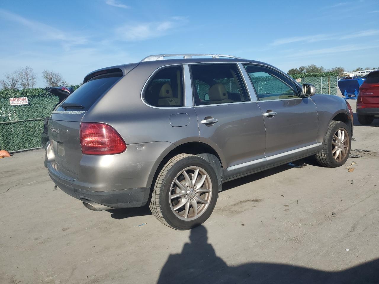Image 3 of 2004 PORSCHE CAYENNE S 2004 with VIN WP1AB29P24LA74548
