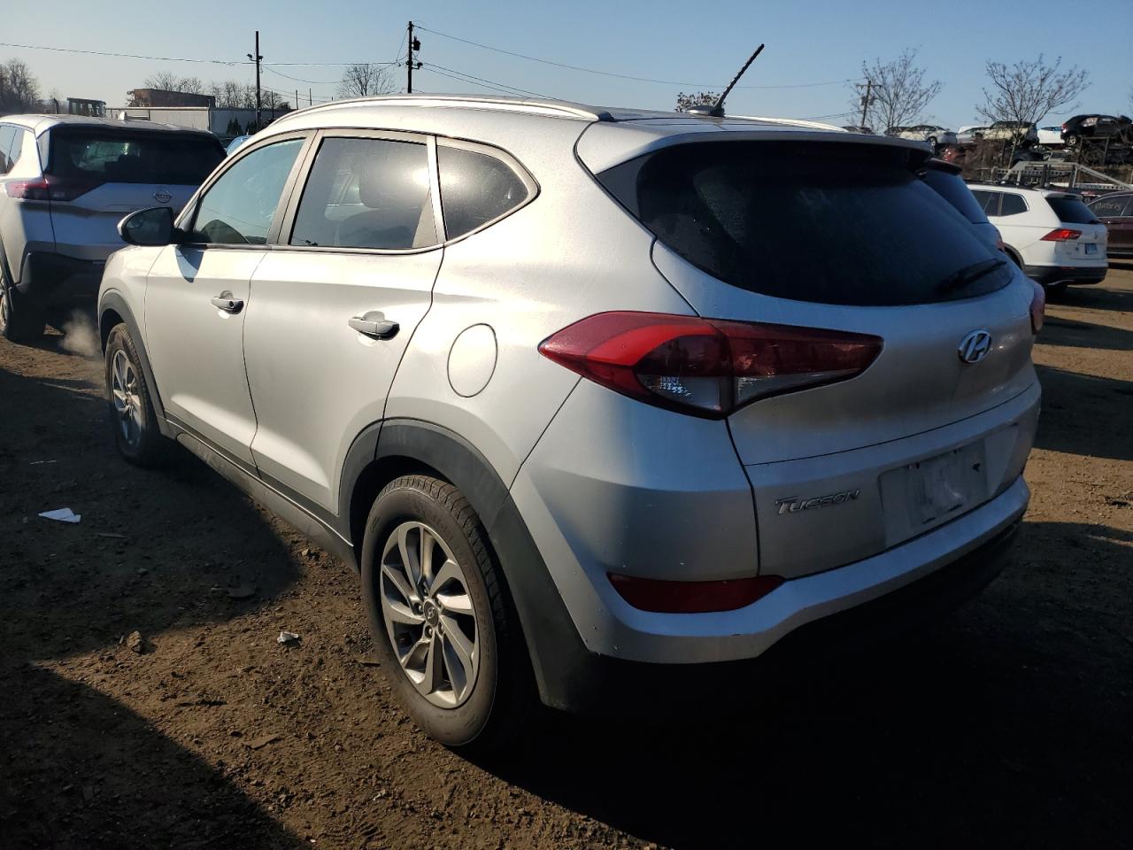 Obraz 2 z 2016 HYUNDAI TUCSON LIMITED 2016 z VIN KM8J3CA42GU182121