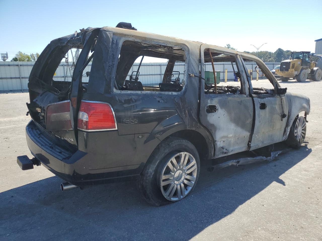 Obraz 3 z 2013 LINCOLN NAVIGATOR  2013 z VIN 5LMJJ2H54DEL09694