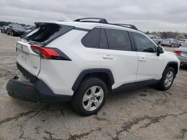 Obraz 3 z 2021 TOYOTA RAV4 XLE 2021 z VIN 2T3W1RFVXMW141304