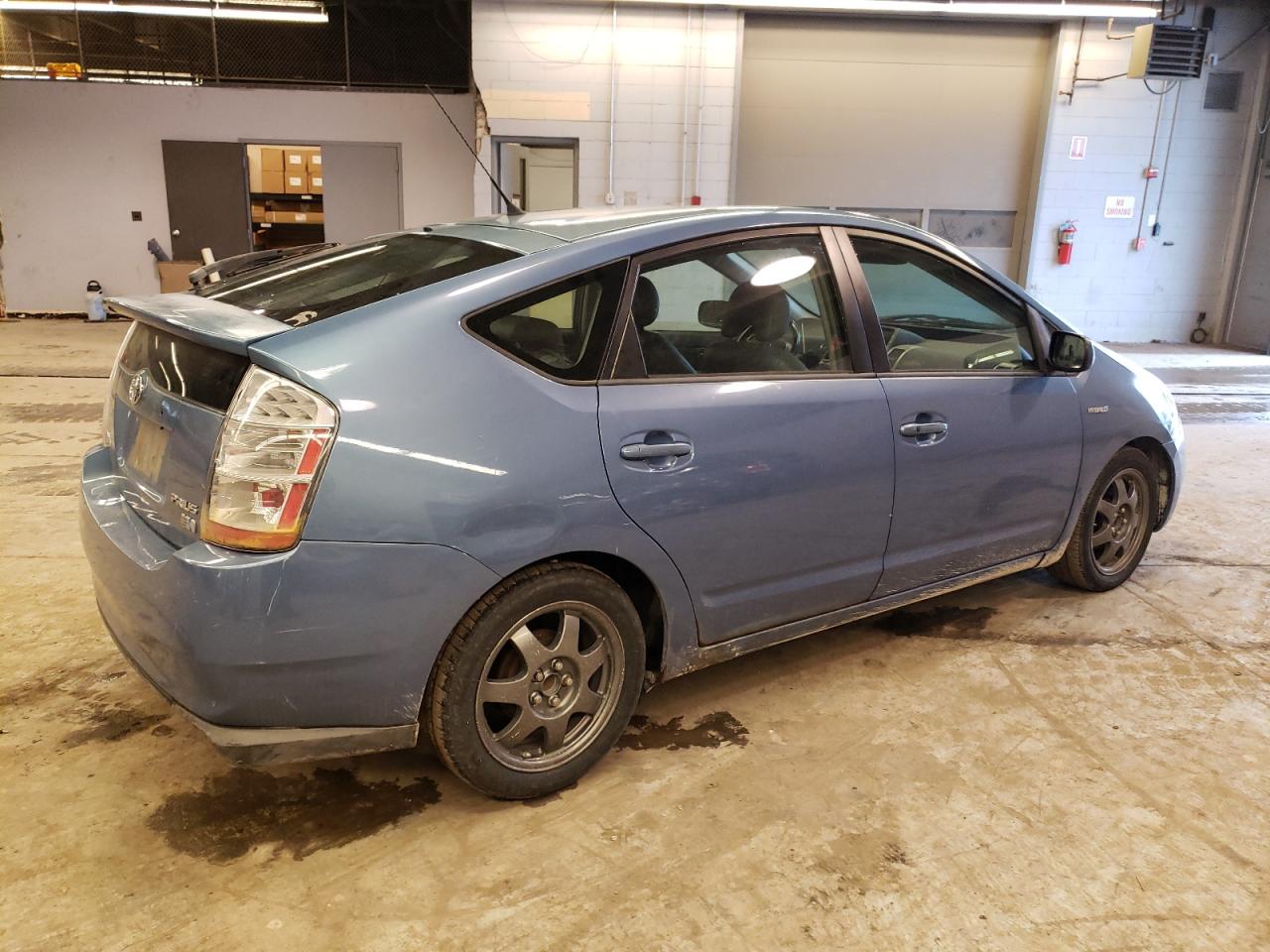 Obraz 3 z 2007 TOYOTA PRIUS  2007 z VIN JTDKB20U377669303