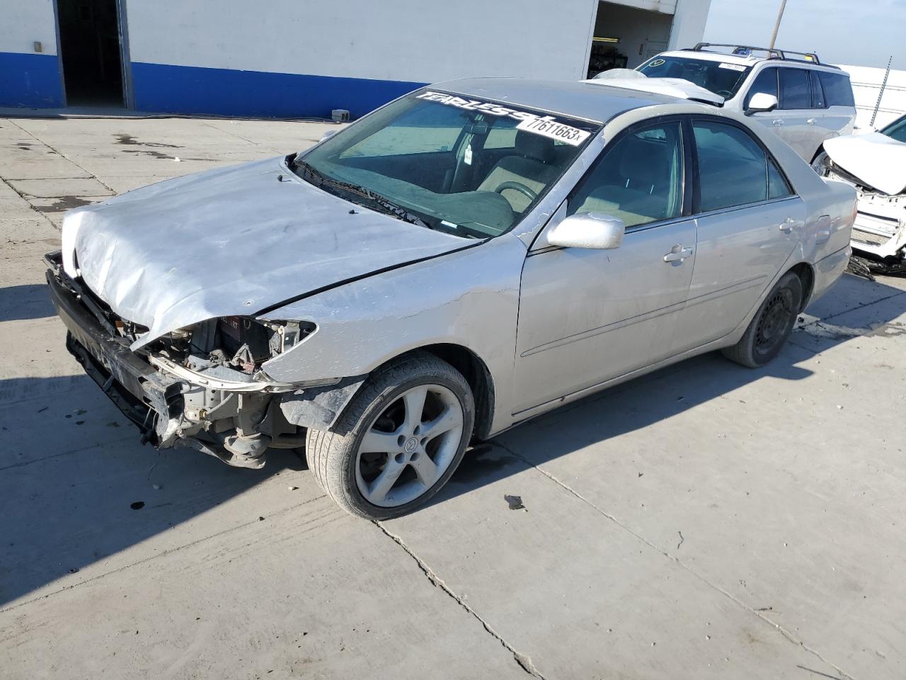 Image 1 of 2004 TOYOTA CAMRY LE 2004 with VIN 4T1BE32K24U351822