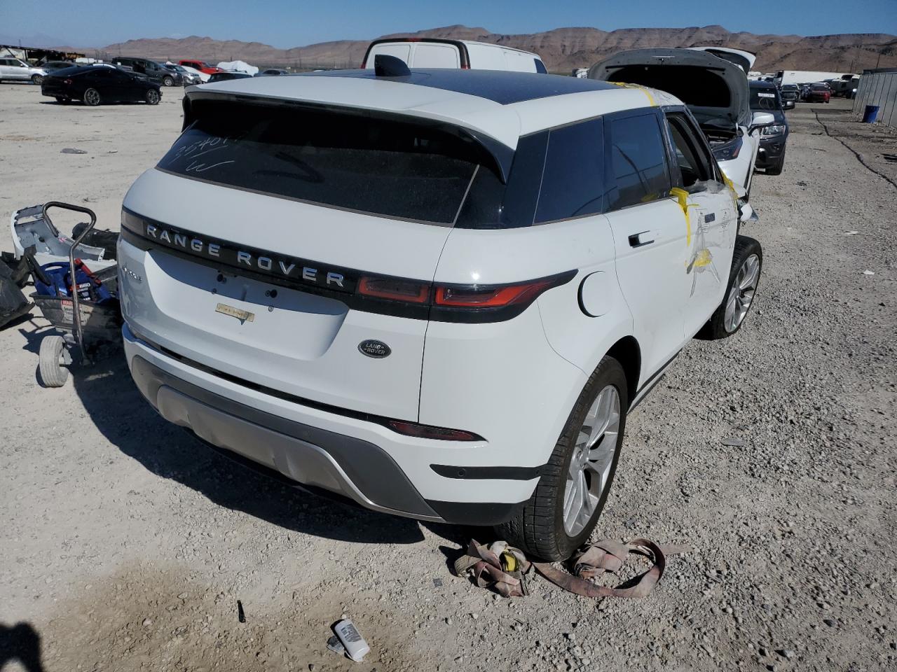 Изображение 3 2021 LAND ROVER RANGE ROVER EVOQUE S 2021 с VIN SALZJ2FX6MH130109