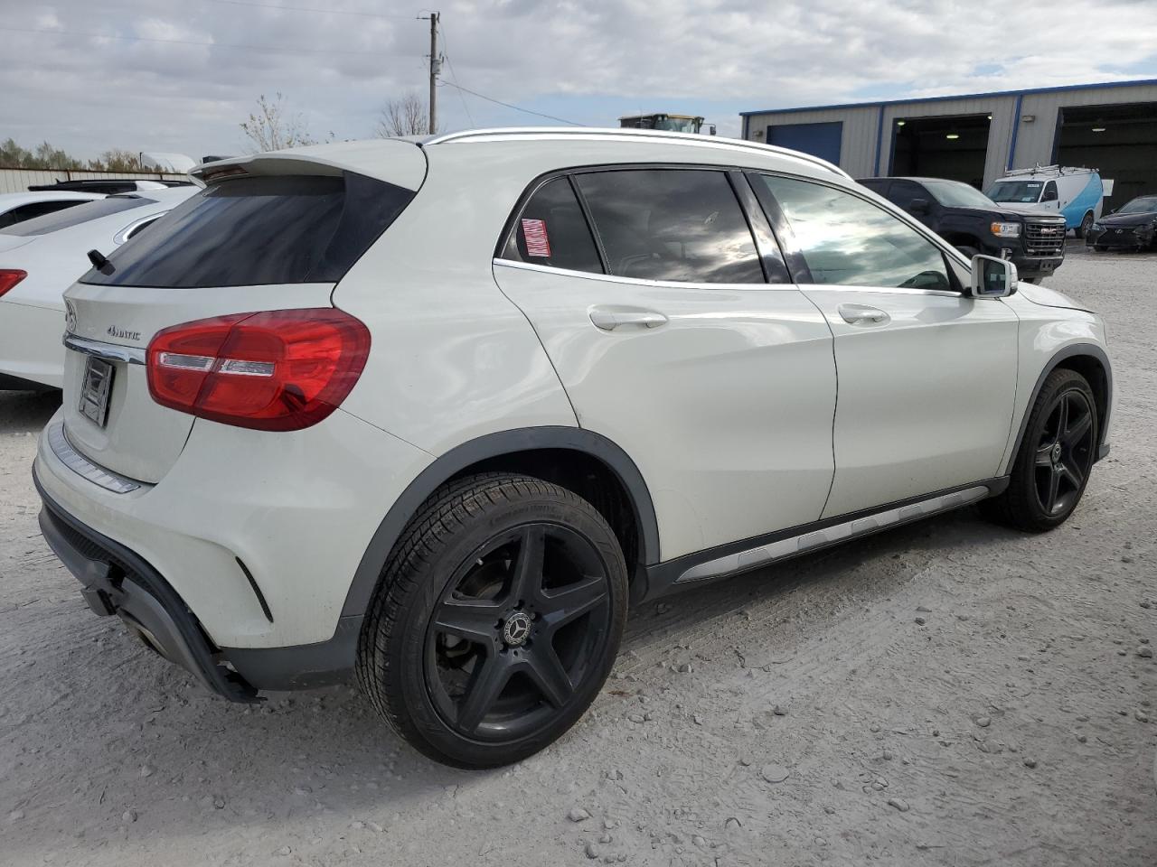 Изображение 3 2015 MERCEDES-BENZ GLA 250 4MATIC 2015 с VIN WDCTG4GB9FJ077096