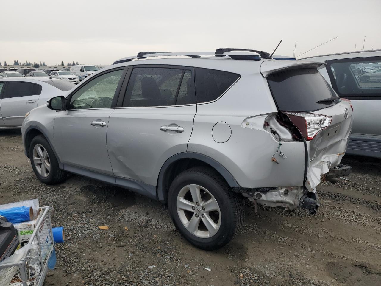 Изображение 2 2013 TOYOTA RAV4 XLE 2013 с VIN JTMWFREV6DD008054