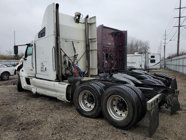 Image 3 of 2000 STERLING TRUCK AT 9500 2000 with VIN 2FZYHDYB9YAF62946